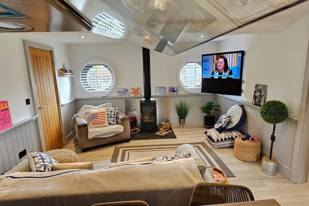 Humberston Boathouse Lodge & Hot Tub - Cleethorpes Beach Cabin Chalet 外观 照片