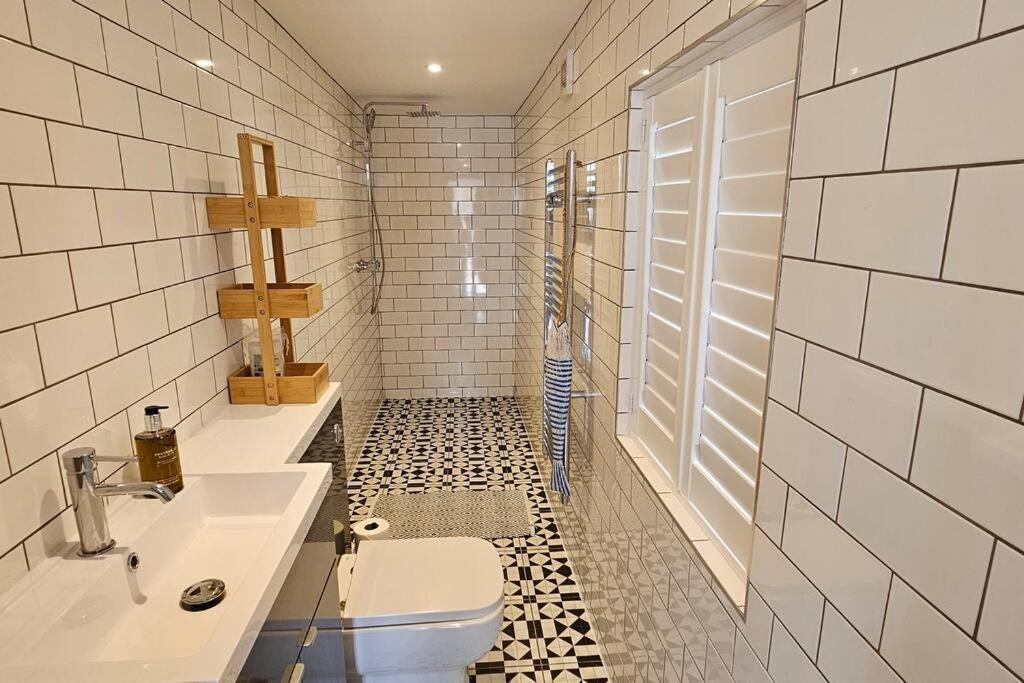 Humberston Boathouse Lodge & Hot Tub - Cleethorpes Beach Cabin Chalet 外观 照片