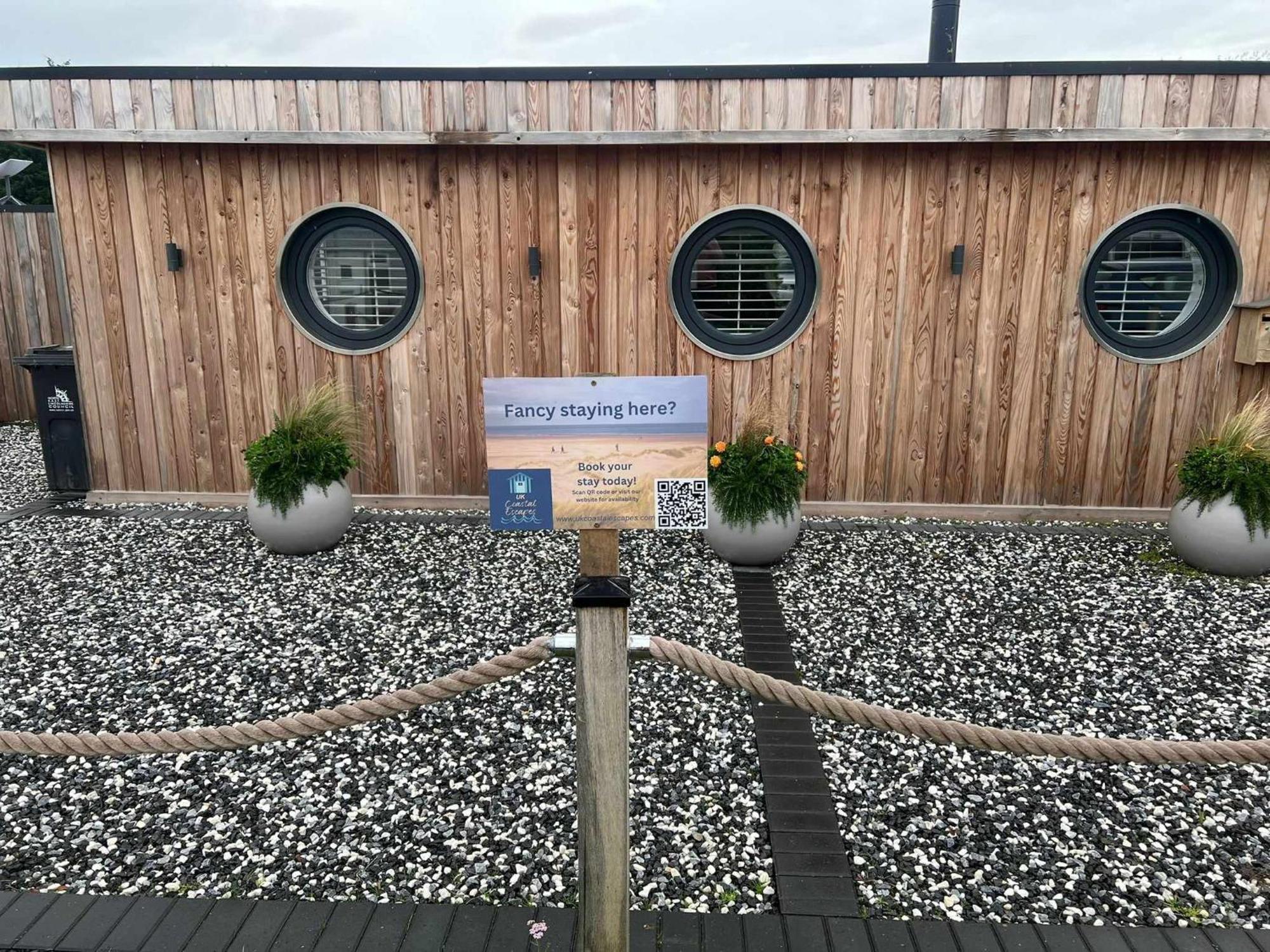 Humberston Boathouse Lodge & Hot Tub - Cleethorpes Beach Cabin Chalet 外观 照片